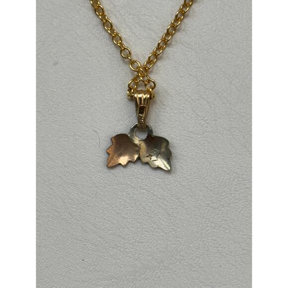 Black Hills Gold 10K Bi Color Gold Grape Leaf Pendant Necklace 17" #65098 - Picture 4 of 6